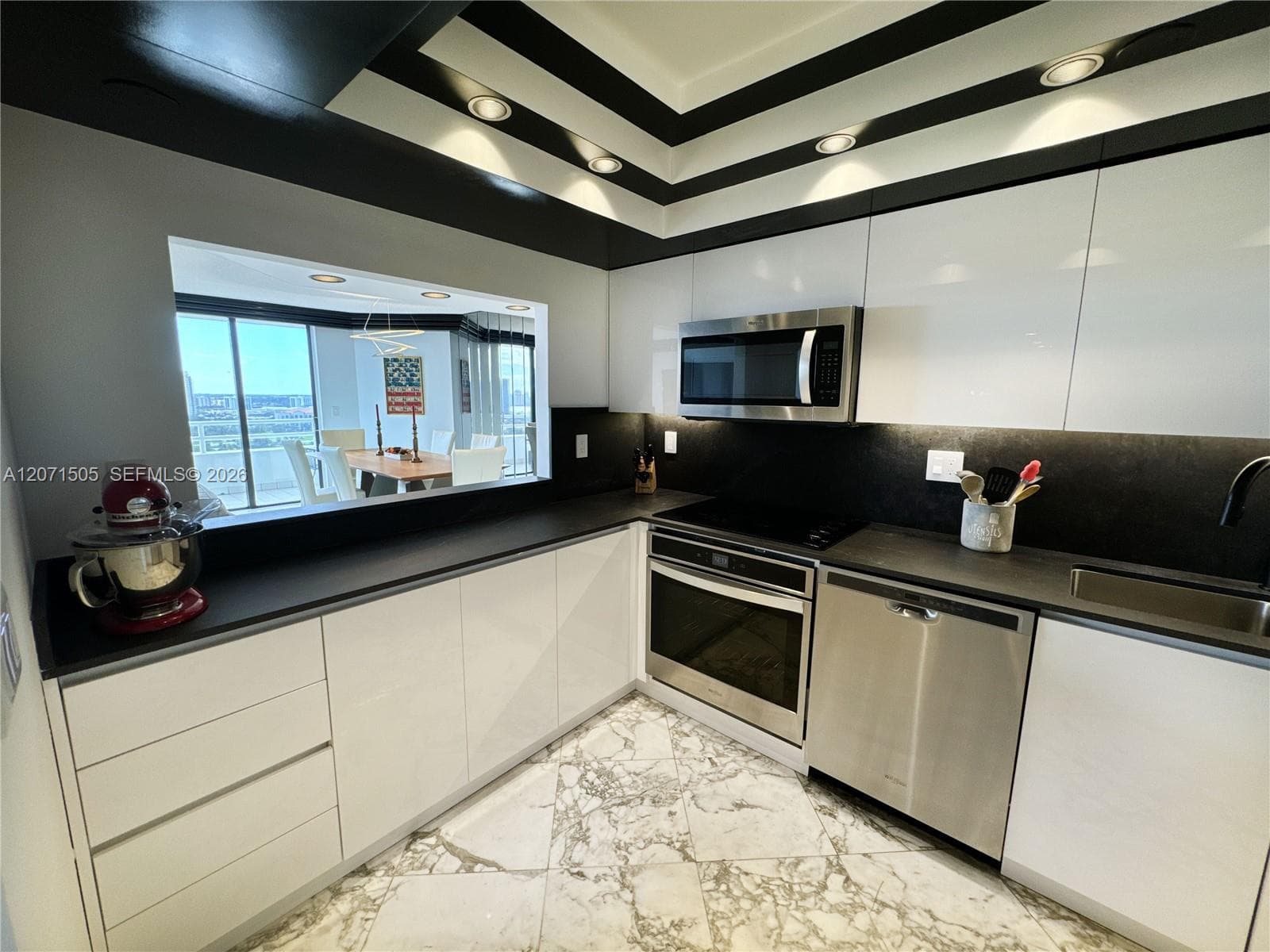 DELVISTA TOWERS CONDO · #2027 in Aventura - Photo 12