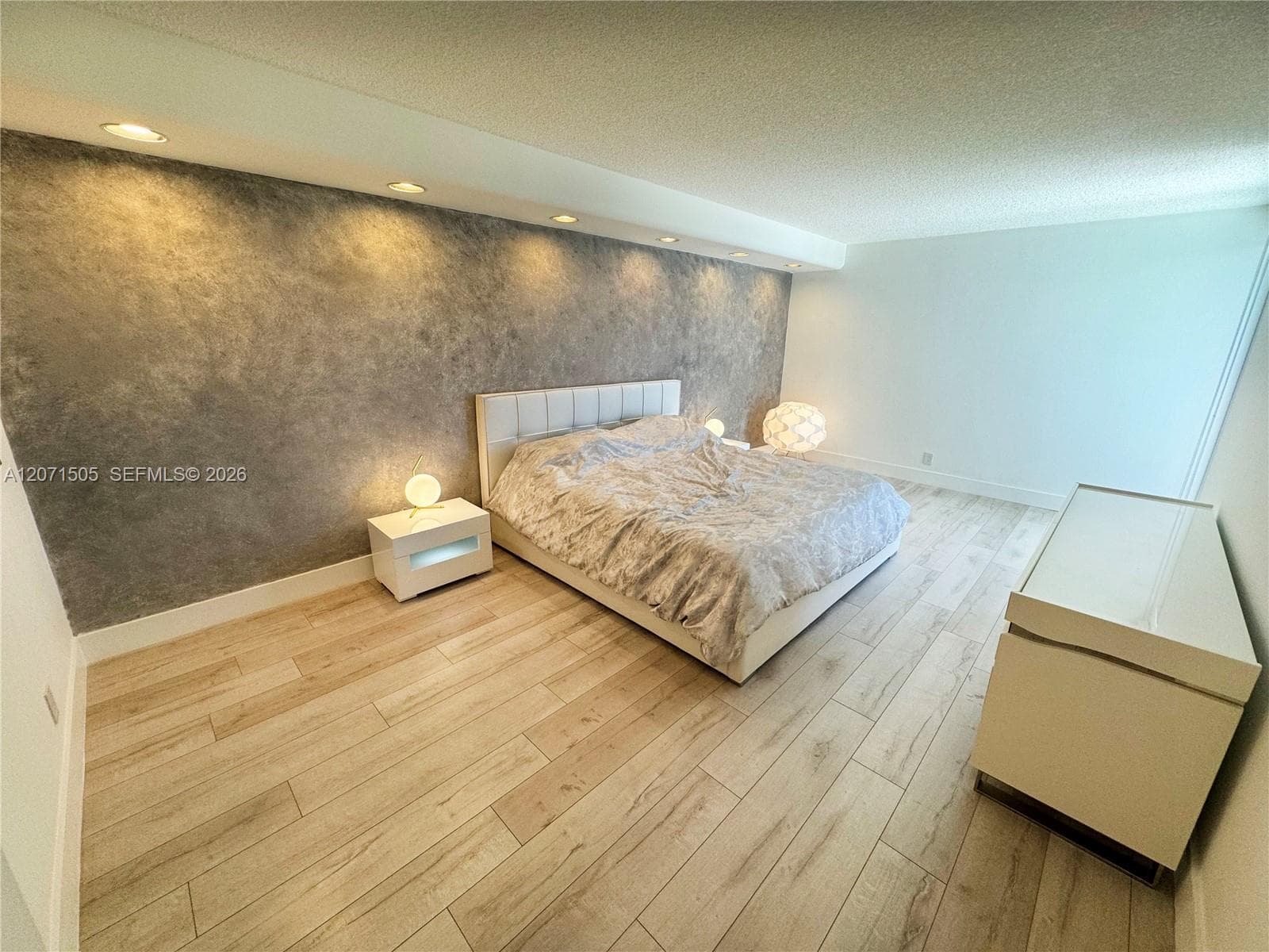 DELVISTA TOWERS CONDO · #2027 in Aventura - Photo 28