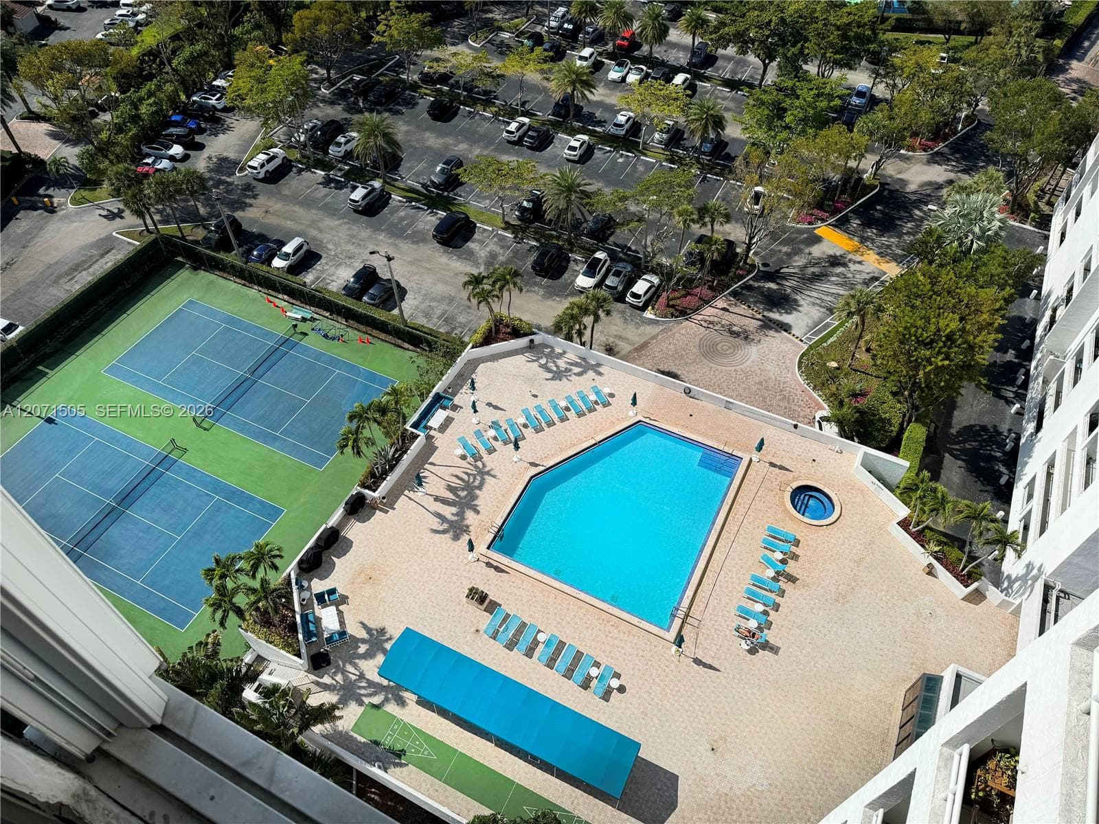 DELVISTA TOWERS CONDO · #2027 in Aventura - Photo 30