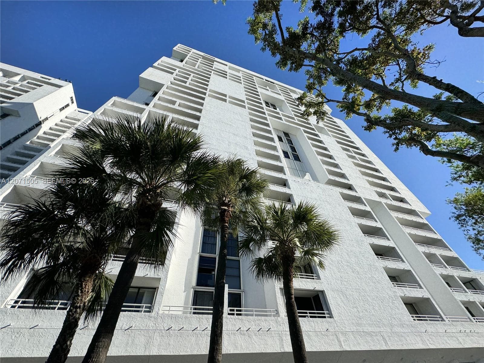 DELVISTA TOWERS CONDO · #2027 in Aventura - Photo 38