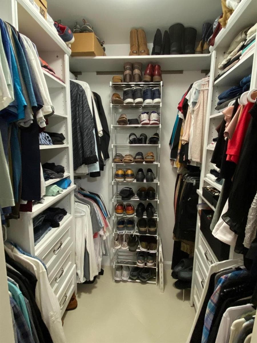 Build In Closet With Extra Shoe Rack
