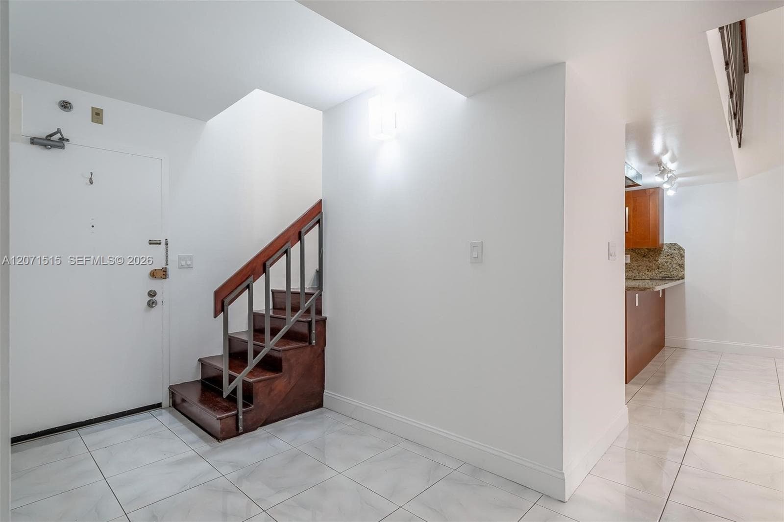 20347 W Country Club Dr #TH15 photo 5