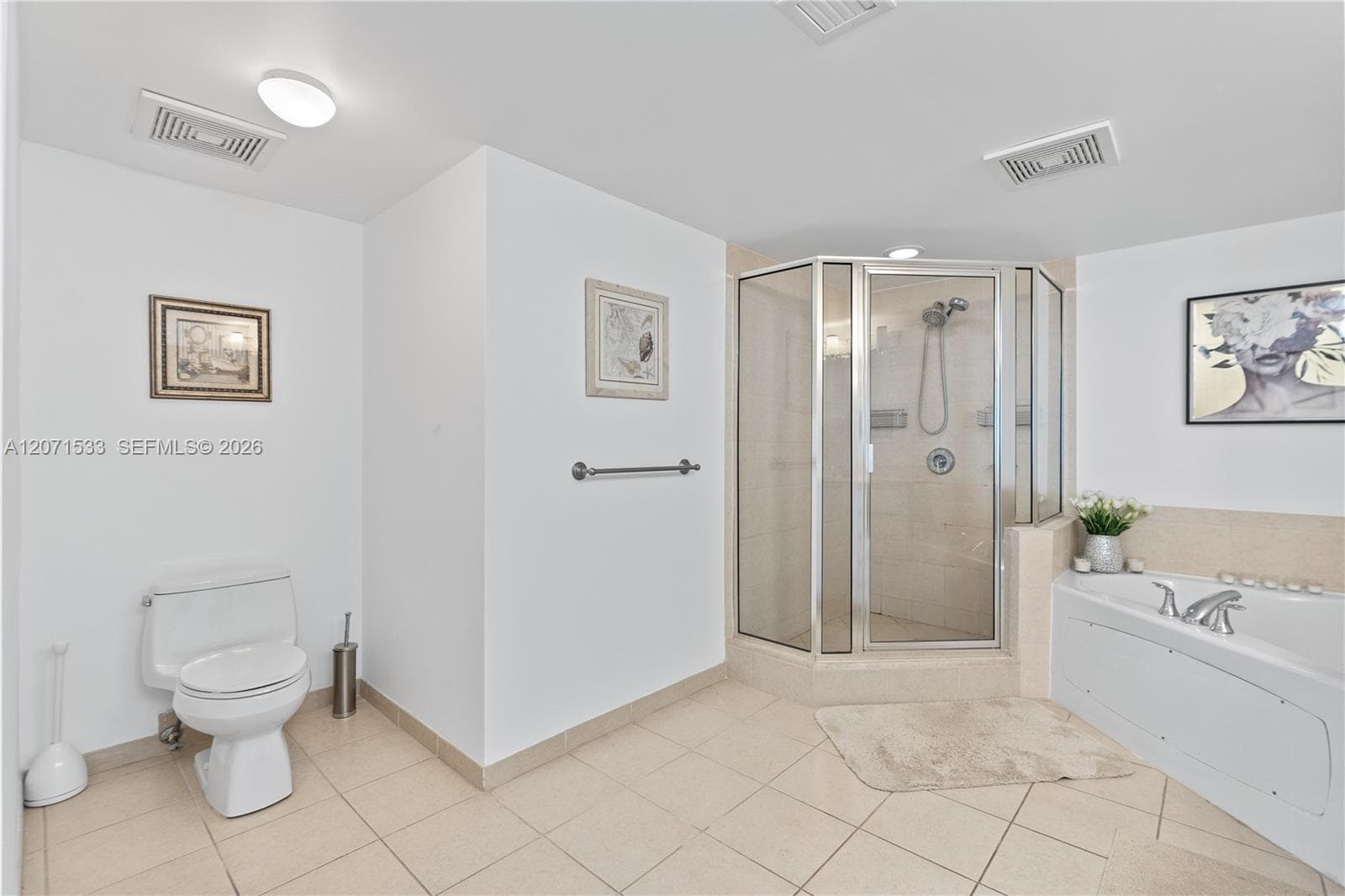 La Perla · #3604 in Sunny Isles Beach - Photo 23