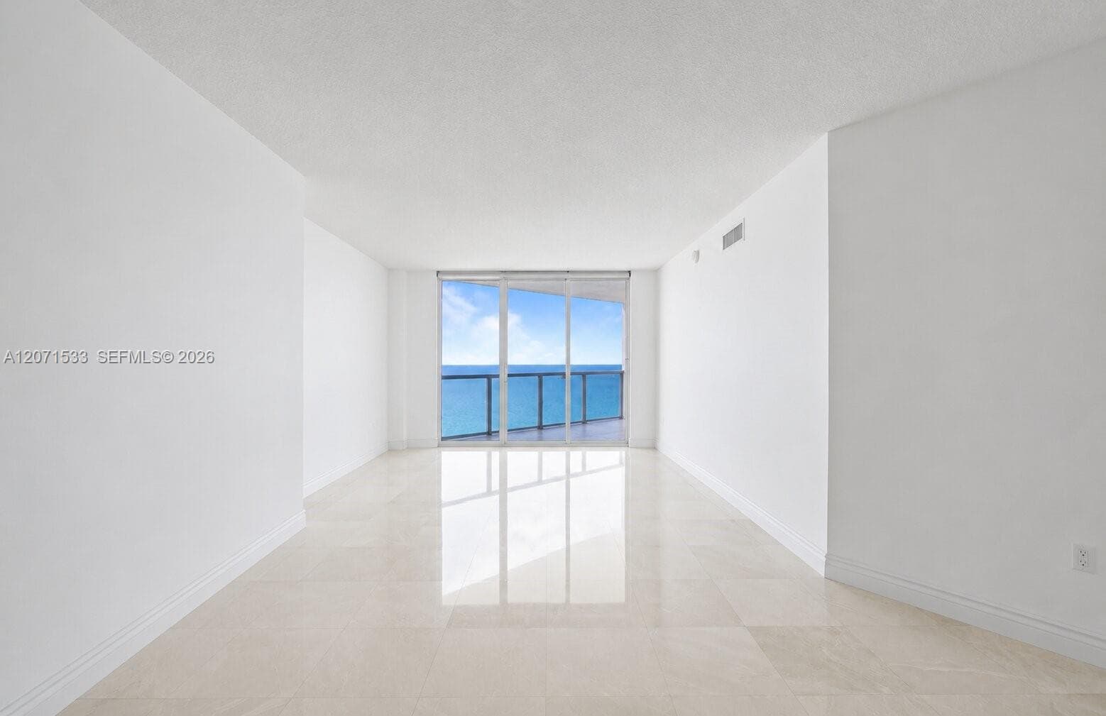 La Perla · #3604 in Sunny Isles Beach - Photo 6