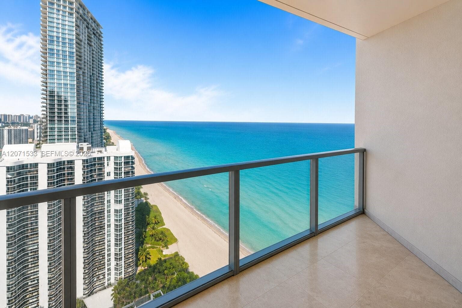 La Perla · #3604 in Sunny Isles Beach - Photo 1