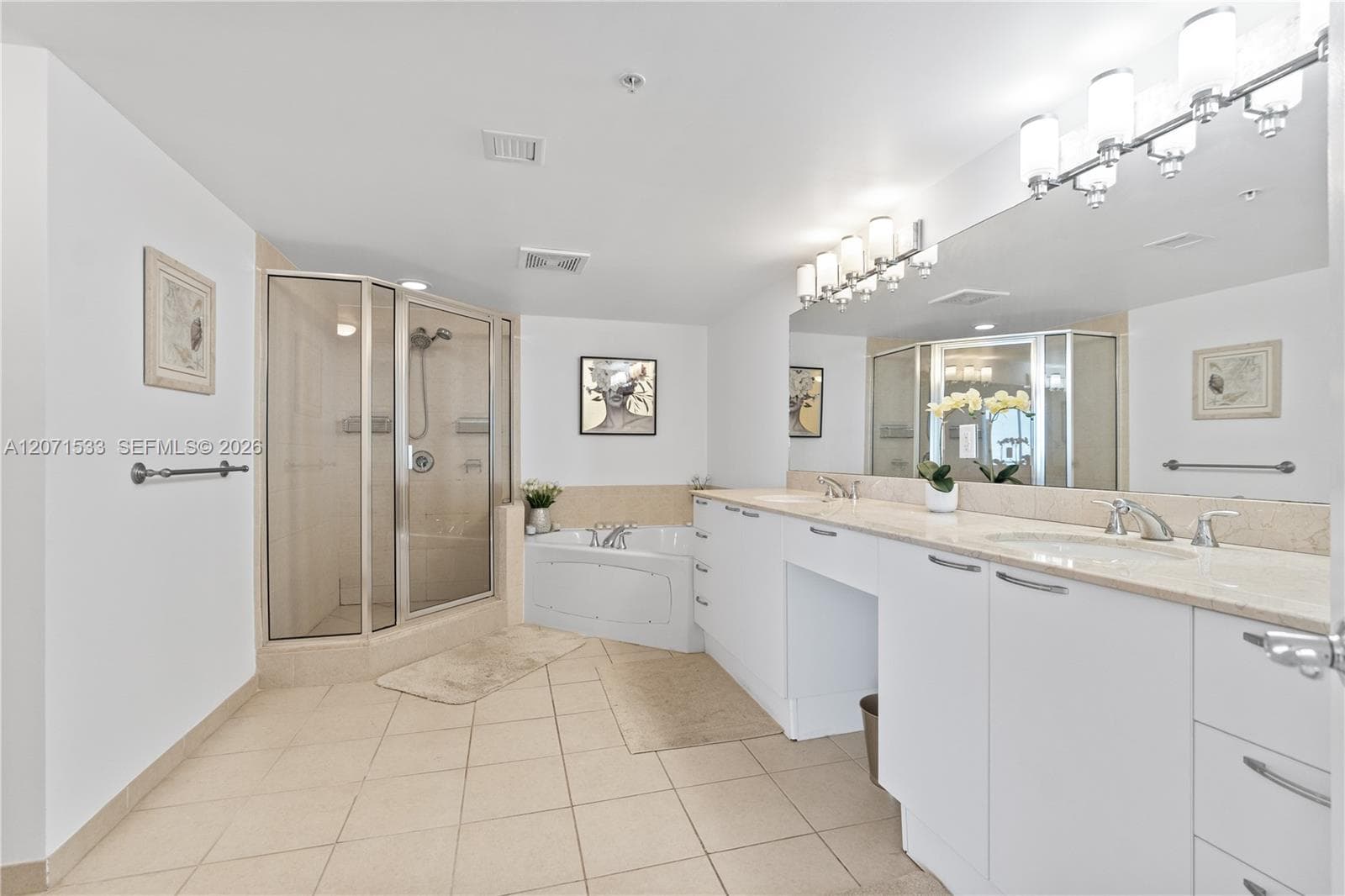 La Perla · #3604 in Sunny Isles Beach - Photo 20