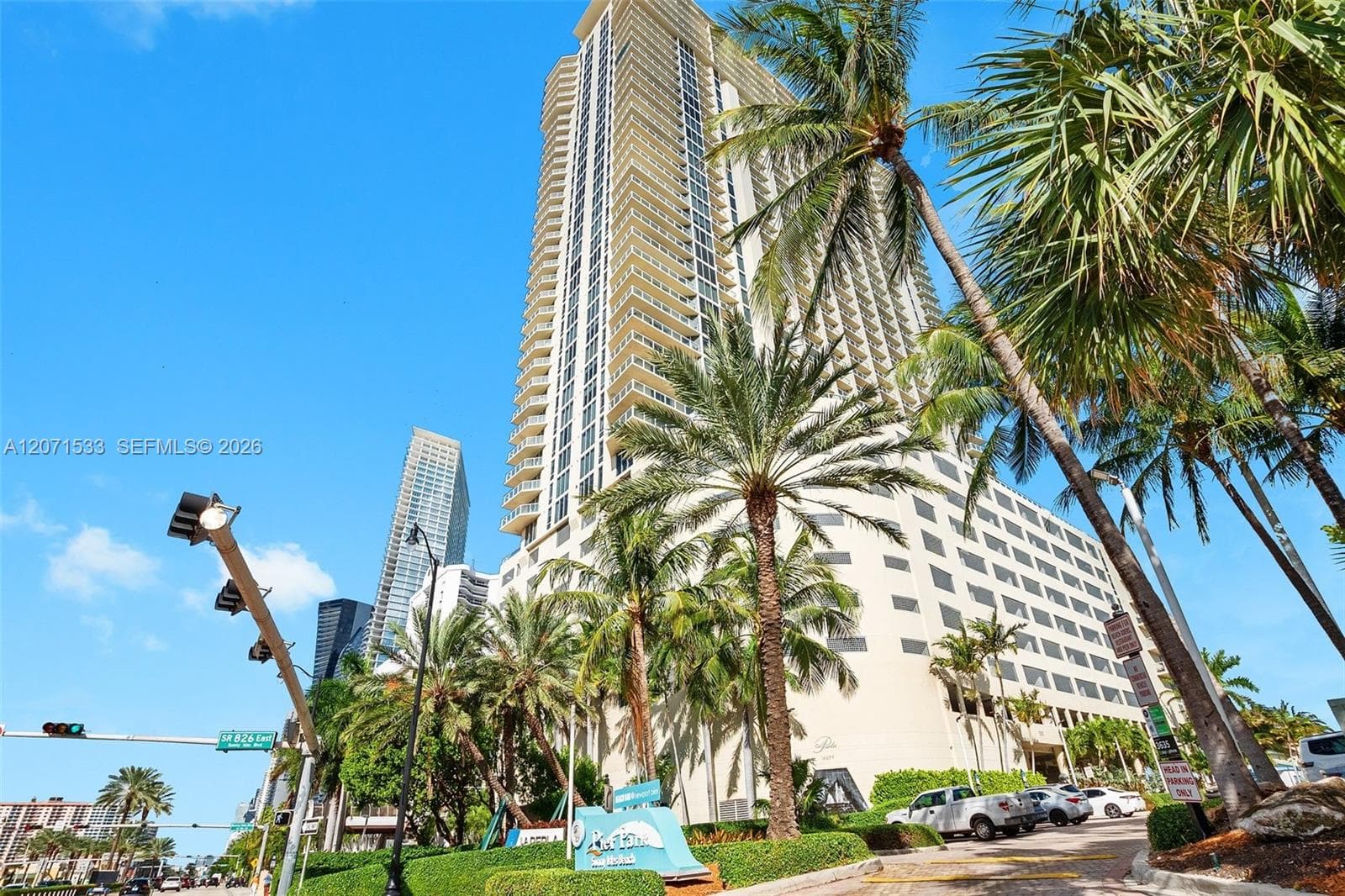 La Perla · #3604 in Sunny Isles Beach - Photo 37