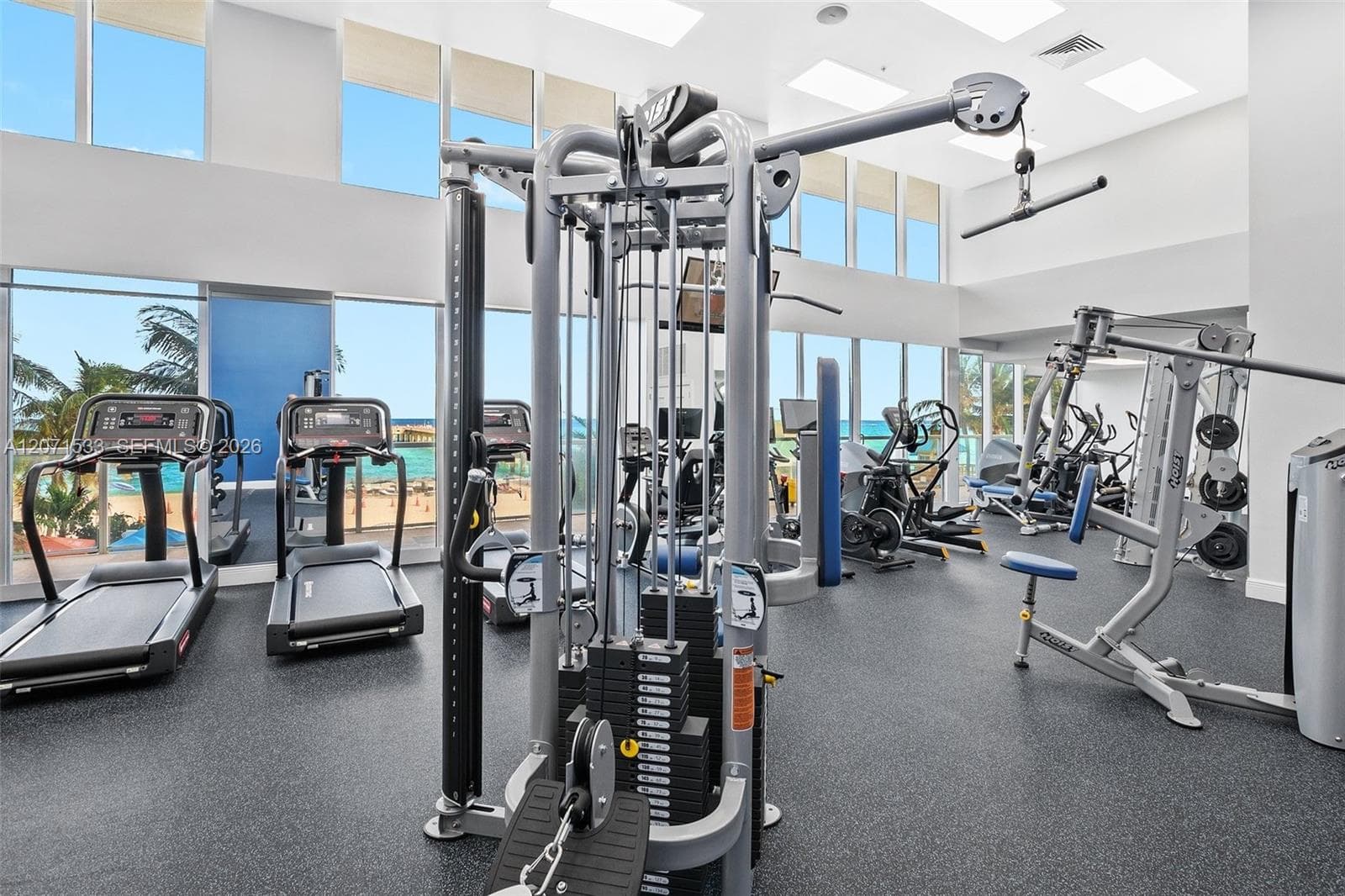 La Perla · #3604 in Sunny Isles Beach - Photo 31
