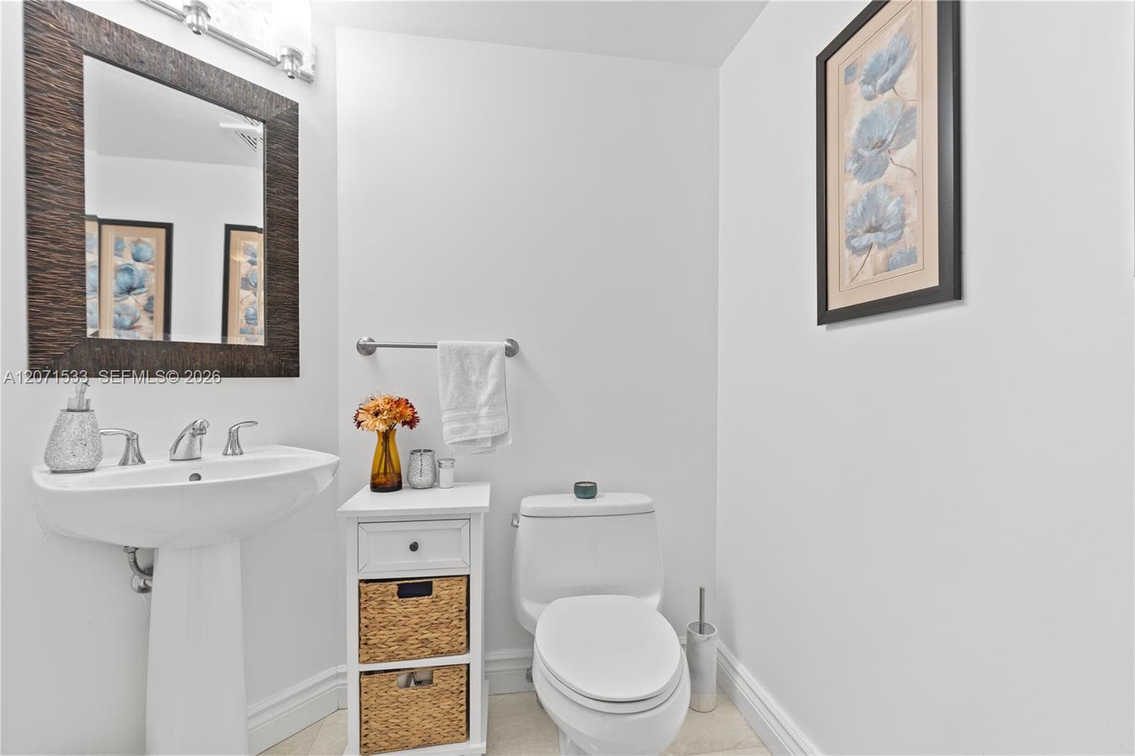 La Perla · #3604 in Sunny Isles Beach - Photo 25