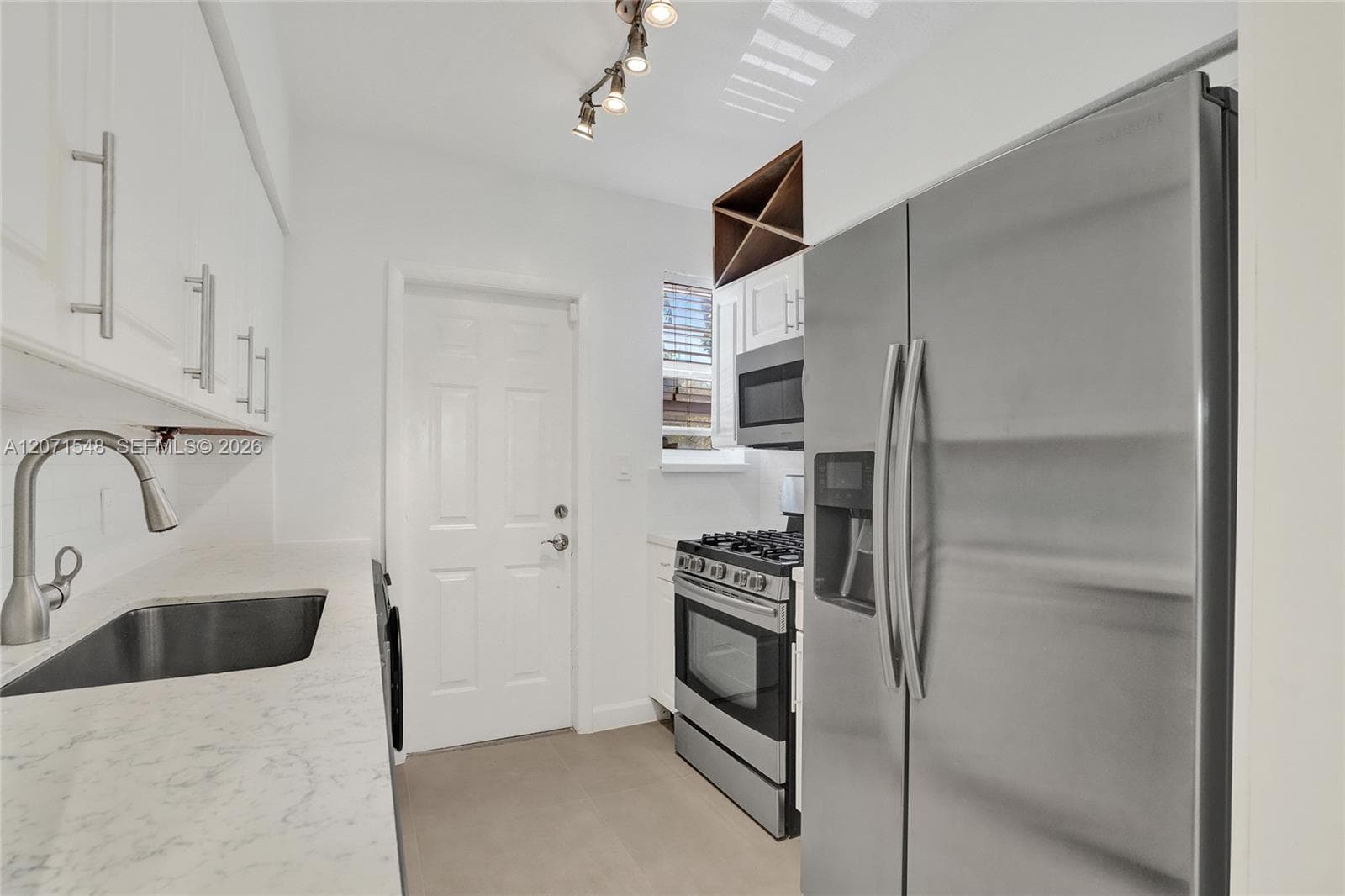 350 SO SHORE DR AT VILLAG · #12 in Miami Beach - Photo 10