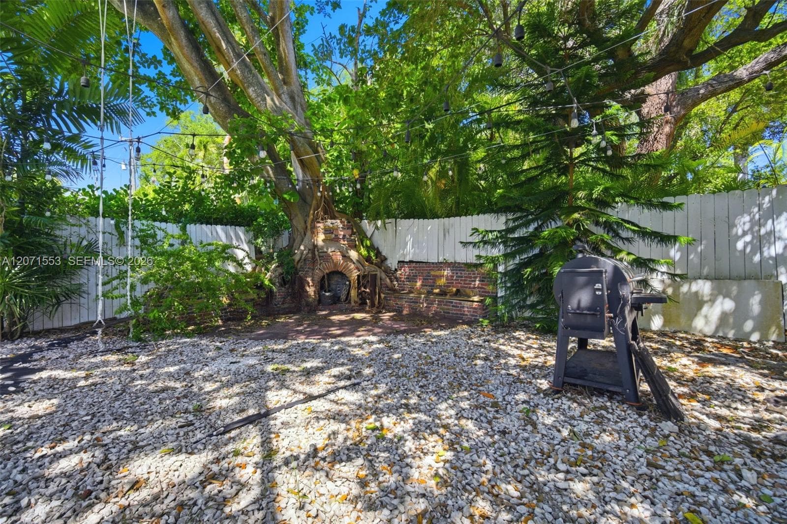 2300 S Miami Ave #2300 photo 38