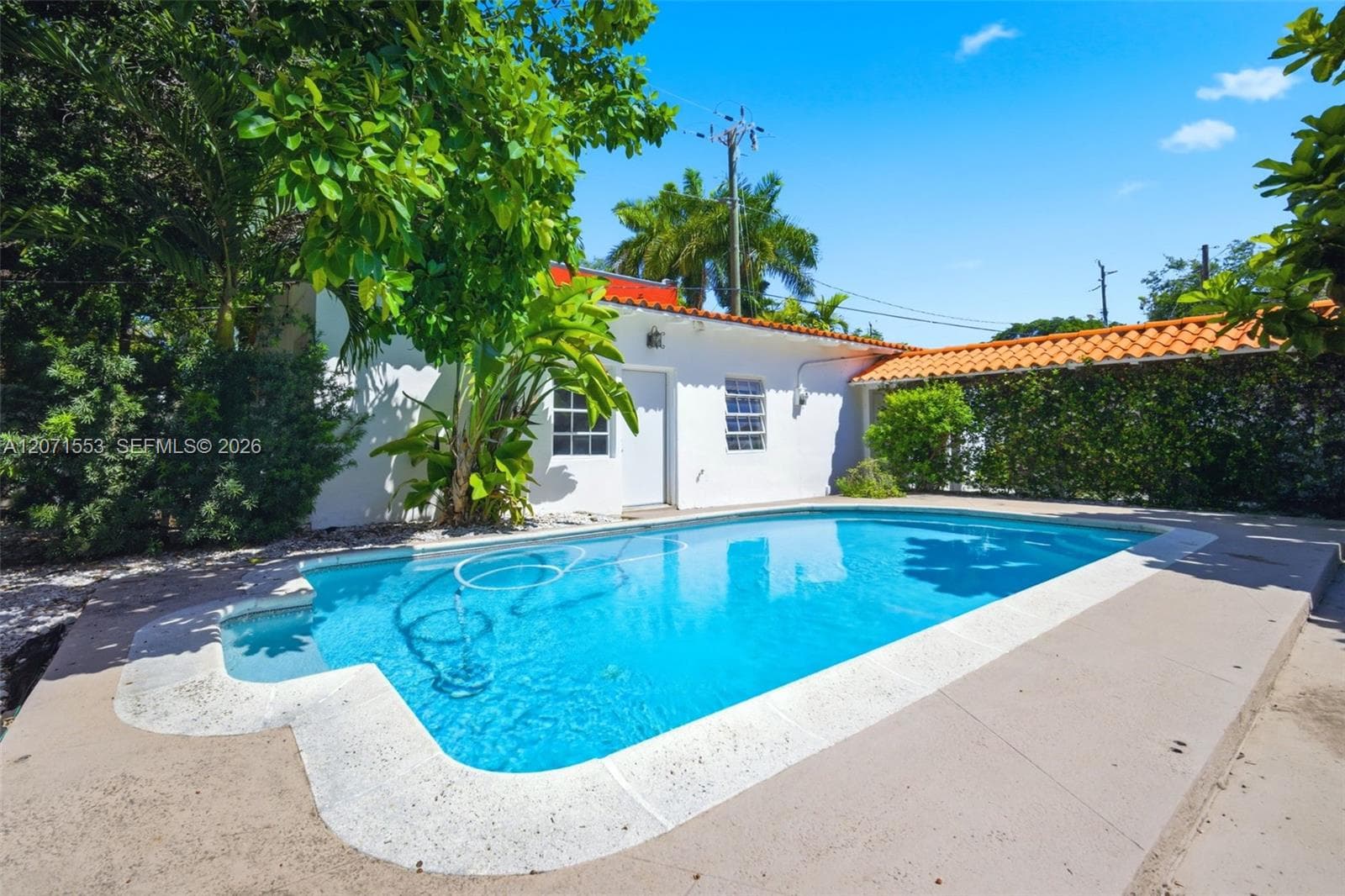 2300 S Miami Ave #2300 photo 35