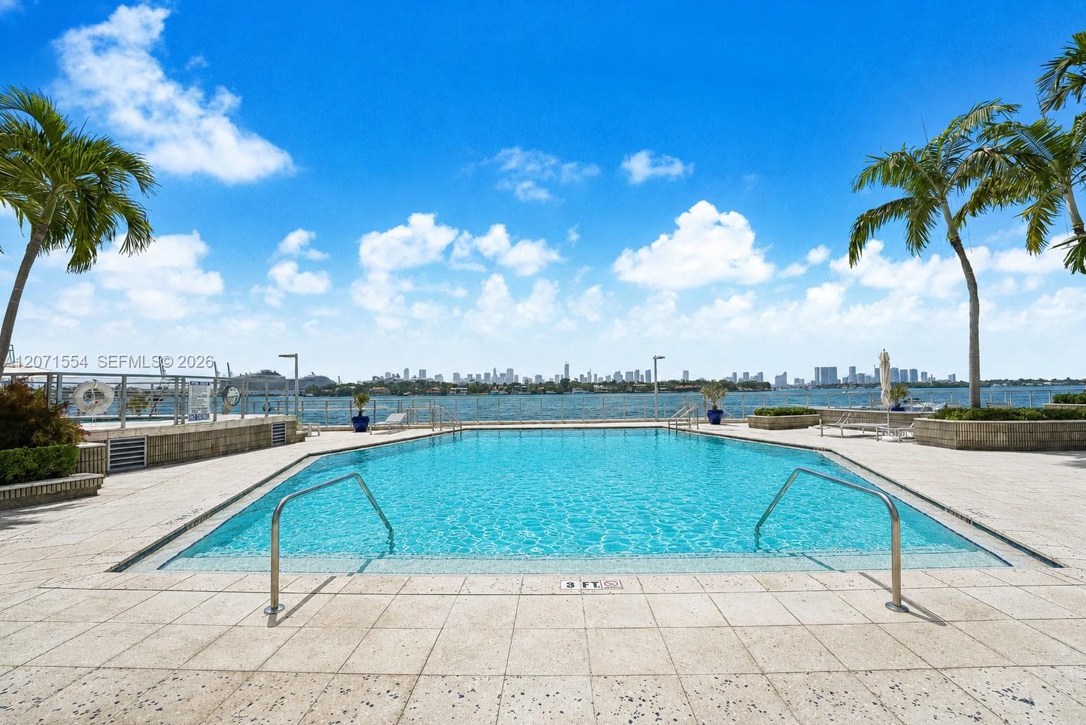 SOUTH BAY CLUB CONDO · #917 in Miami Beach - Photo 14