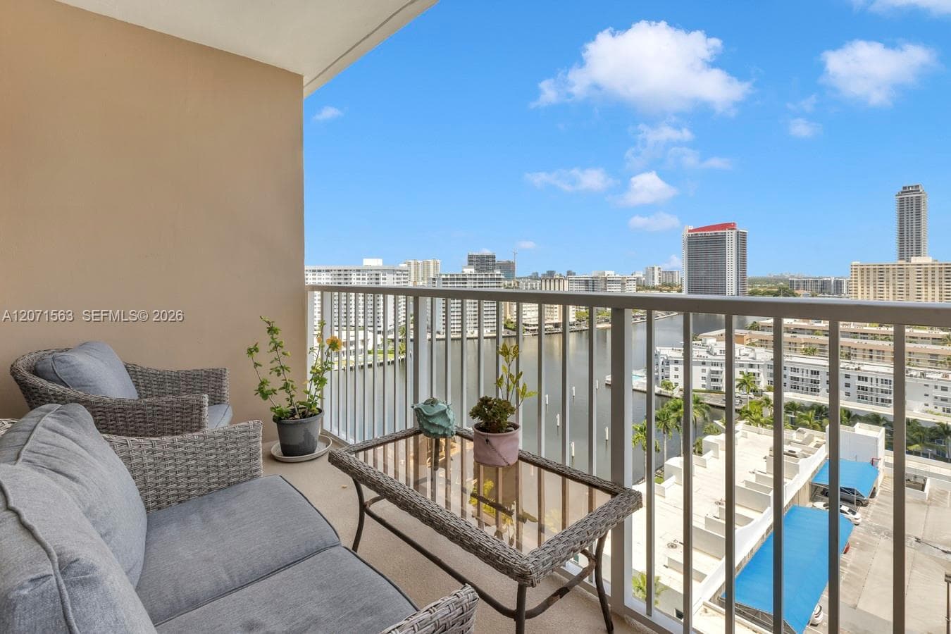 HEMISPHERES CONDO · #14B in Hallandale Beach - Photo 7