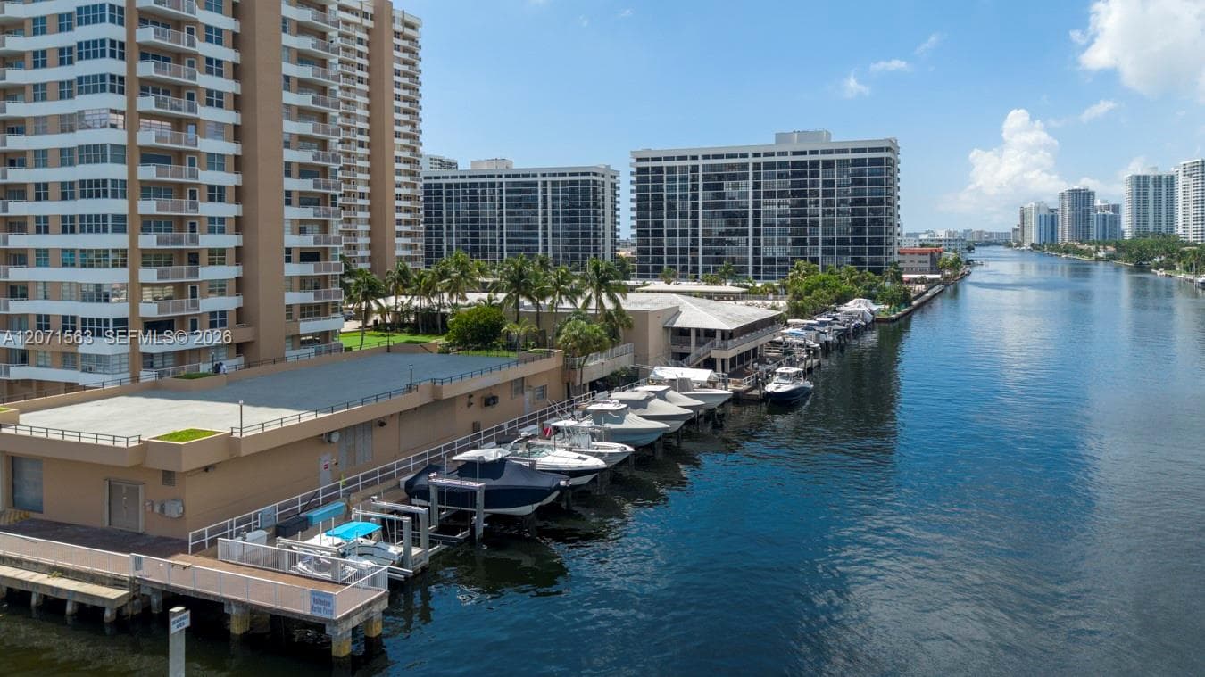 HEMISPHERES CONDO · #14B in Hallandale Beach - Photo 36