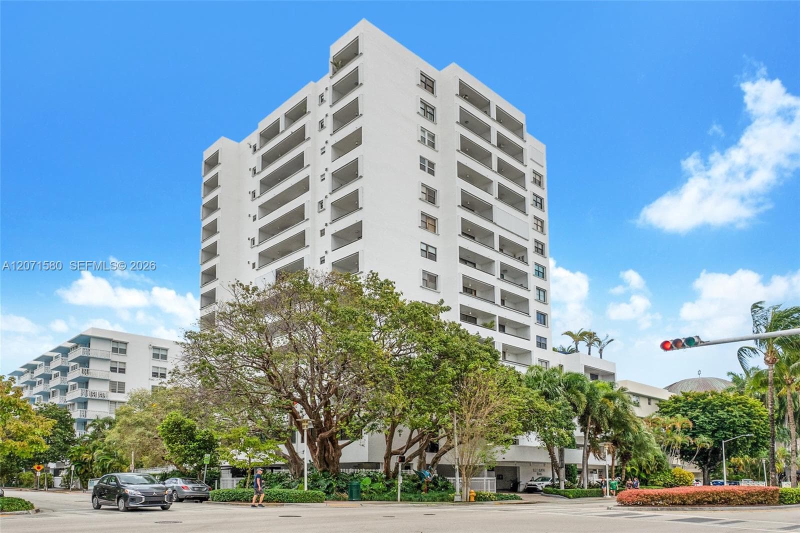 PARC PLAZA CONDO · #5D in Miami Beach - Photo 3