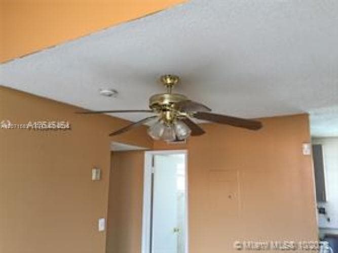 RESIDENCIAL EL PRADO COND · #203 in Hialeah - Photo 3