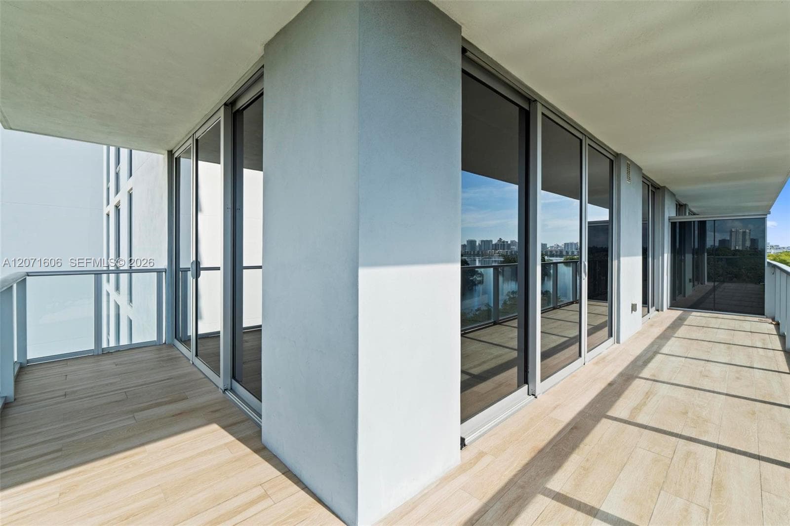 THE HARBOUR SOUTH CONDO · #521 in North Miami Beach - Photo 13