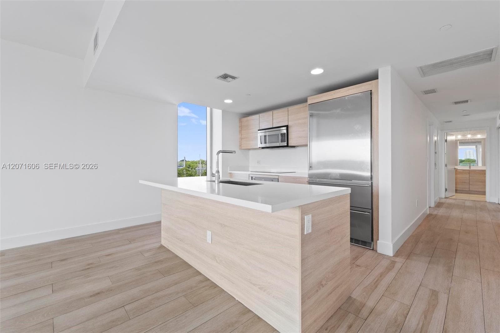 THE HARBOUR SOUTH CONDO · #521 in North Miami Beach - Photo 9