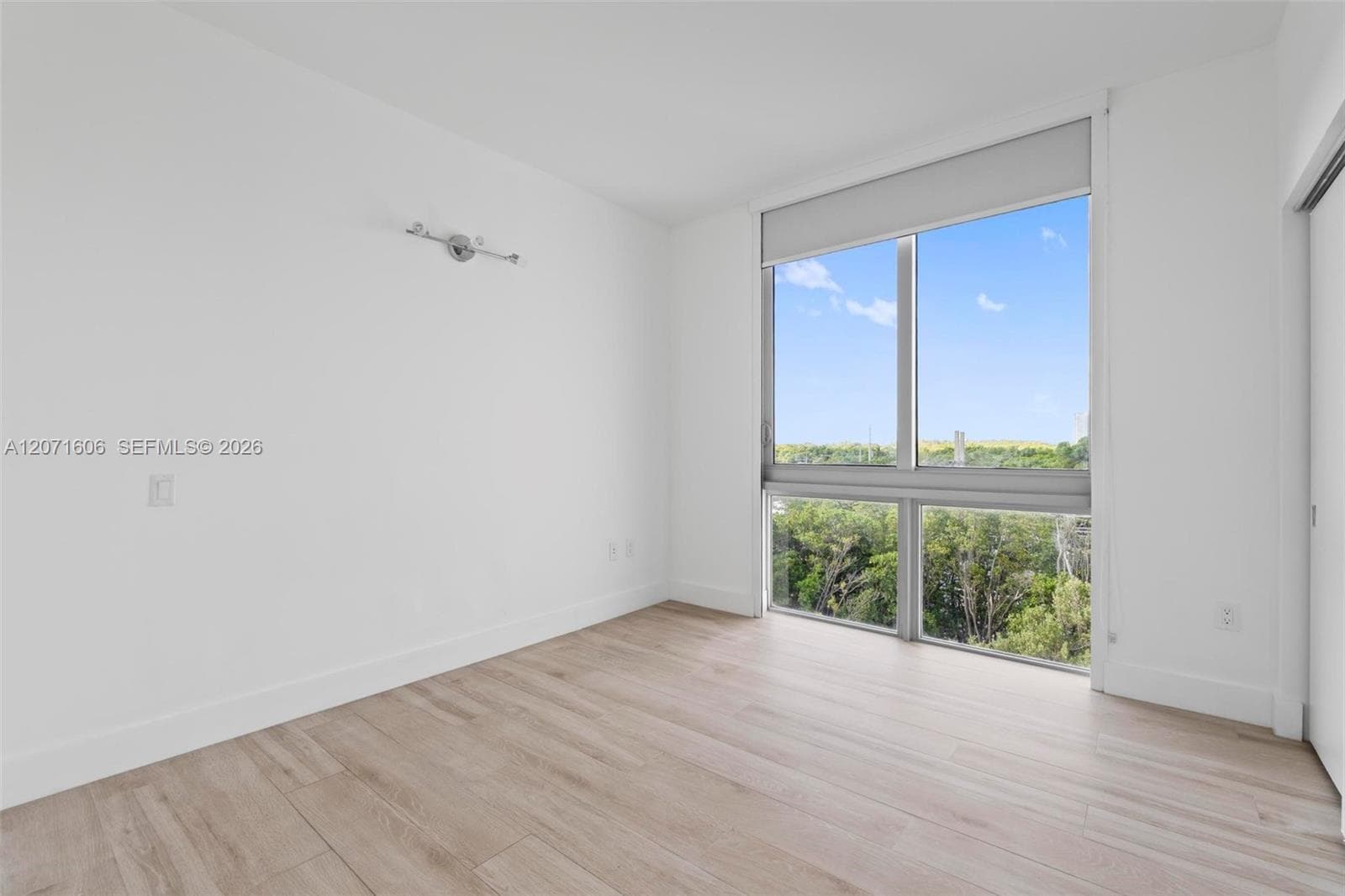 THE HARBOUR SOUTH CONDO · #521 in North Miami Beach - Photo 24