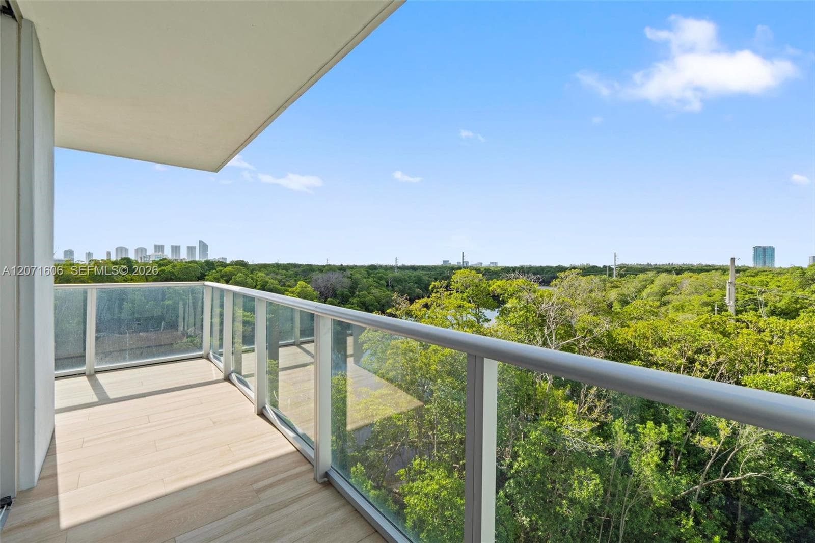 THE HARBOUR SOUTH CONDO · #521 in North Miami Beach - Photo 14