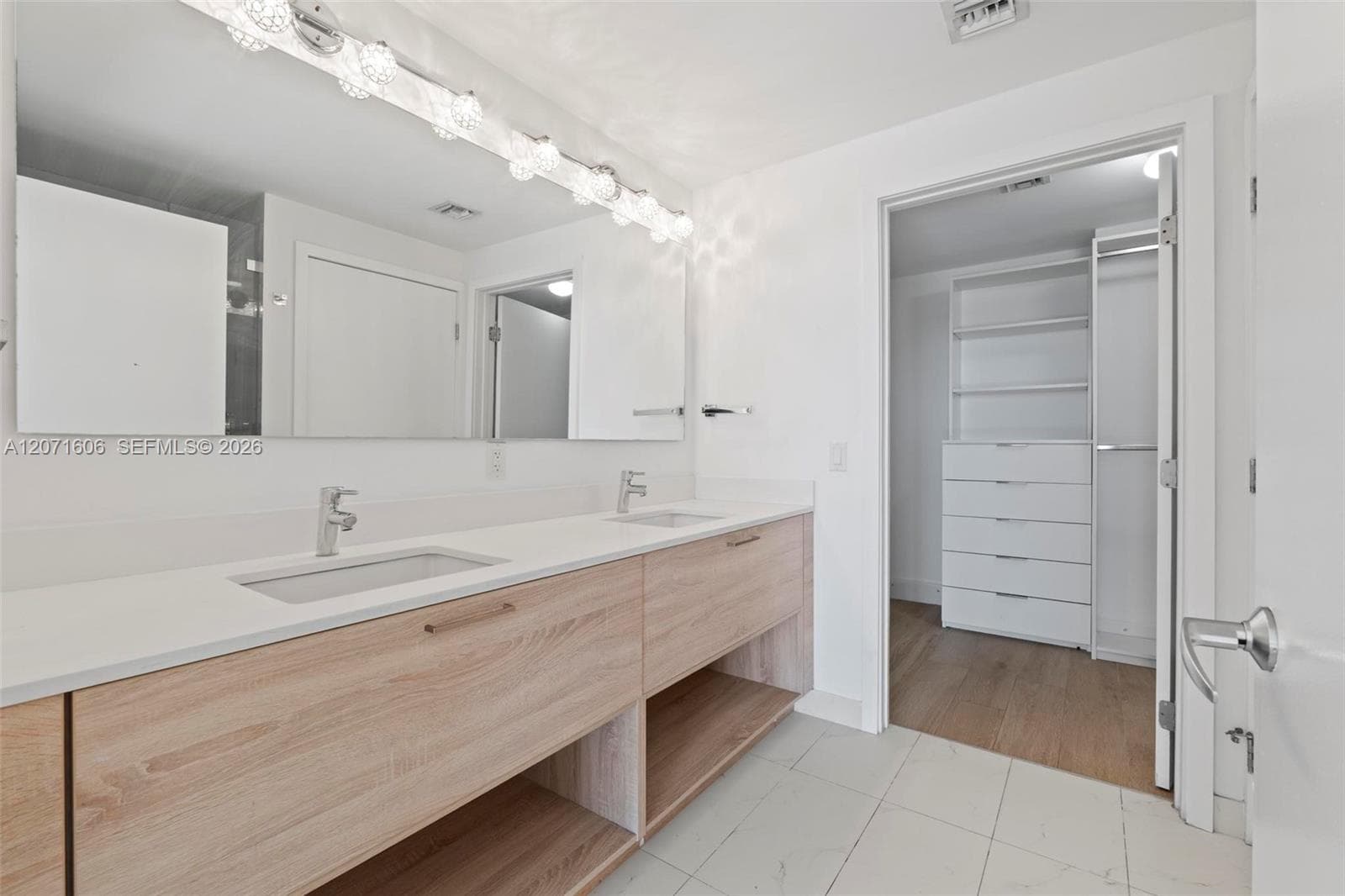 THE HARBOUR SOUTH CONDO · #521 in North Miami Beach - Photo 19
