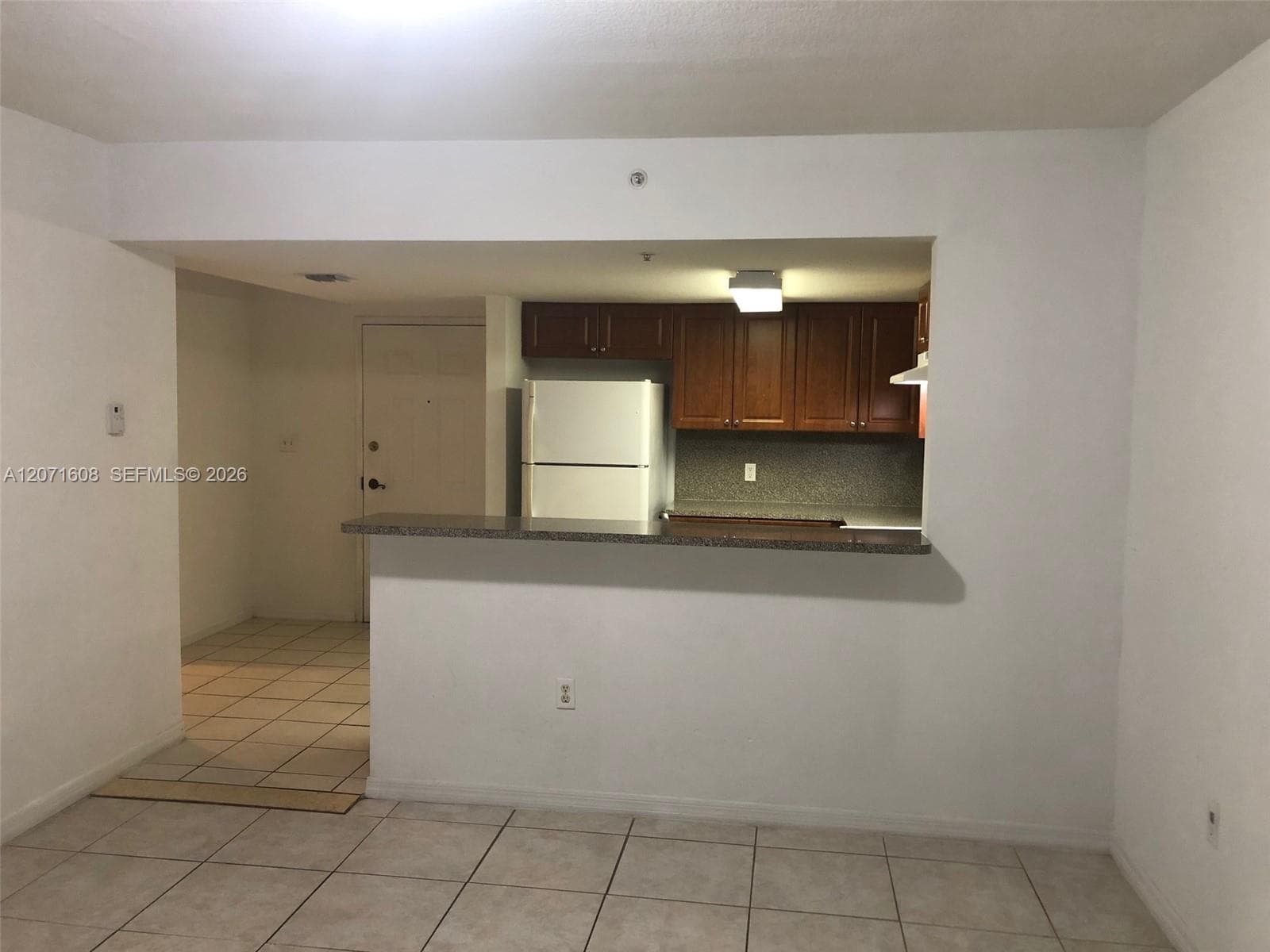 DIAMOND TOWER CONDO · #802 in Miami - Photo 6