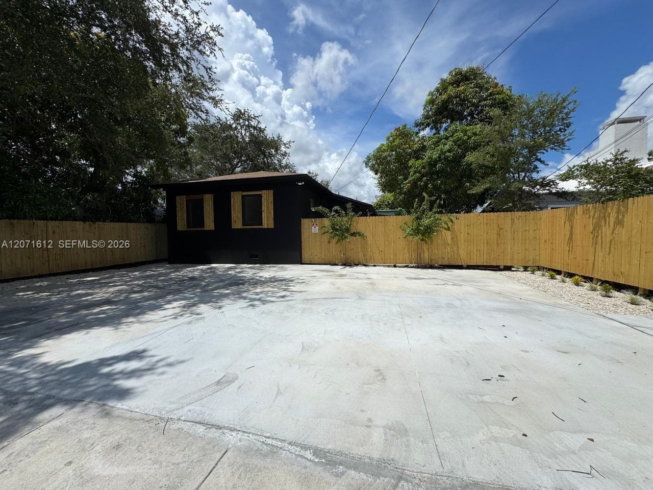 DUPONT ADDN · #1 in Miami - Photo 27