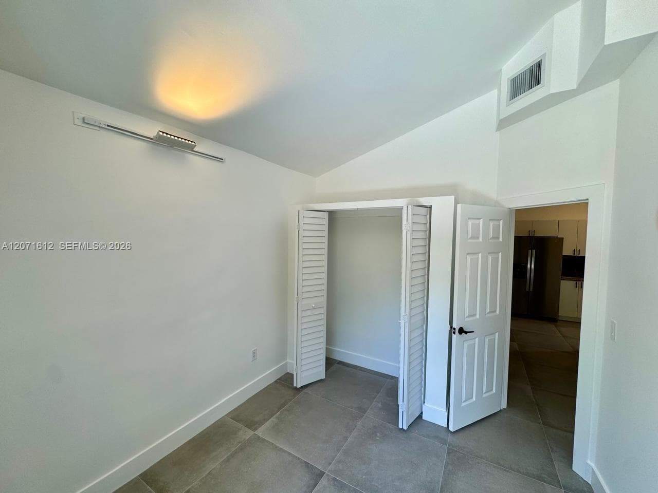 DUPONT ADDN · #1 in Miami - Photo 28