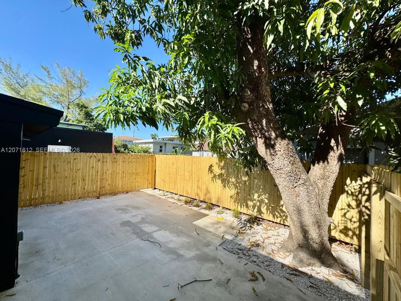 DUPONT ADDN · #1 in Miami - Photo 19