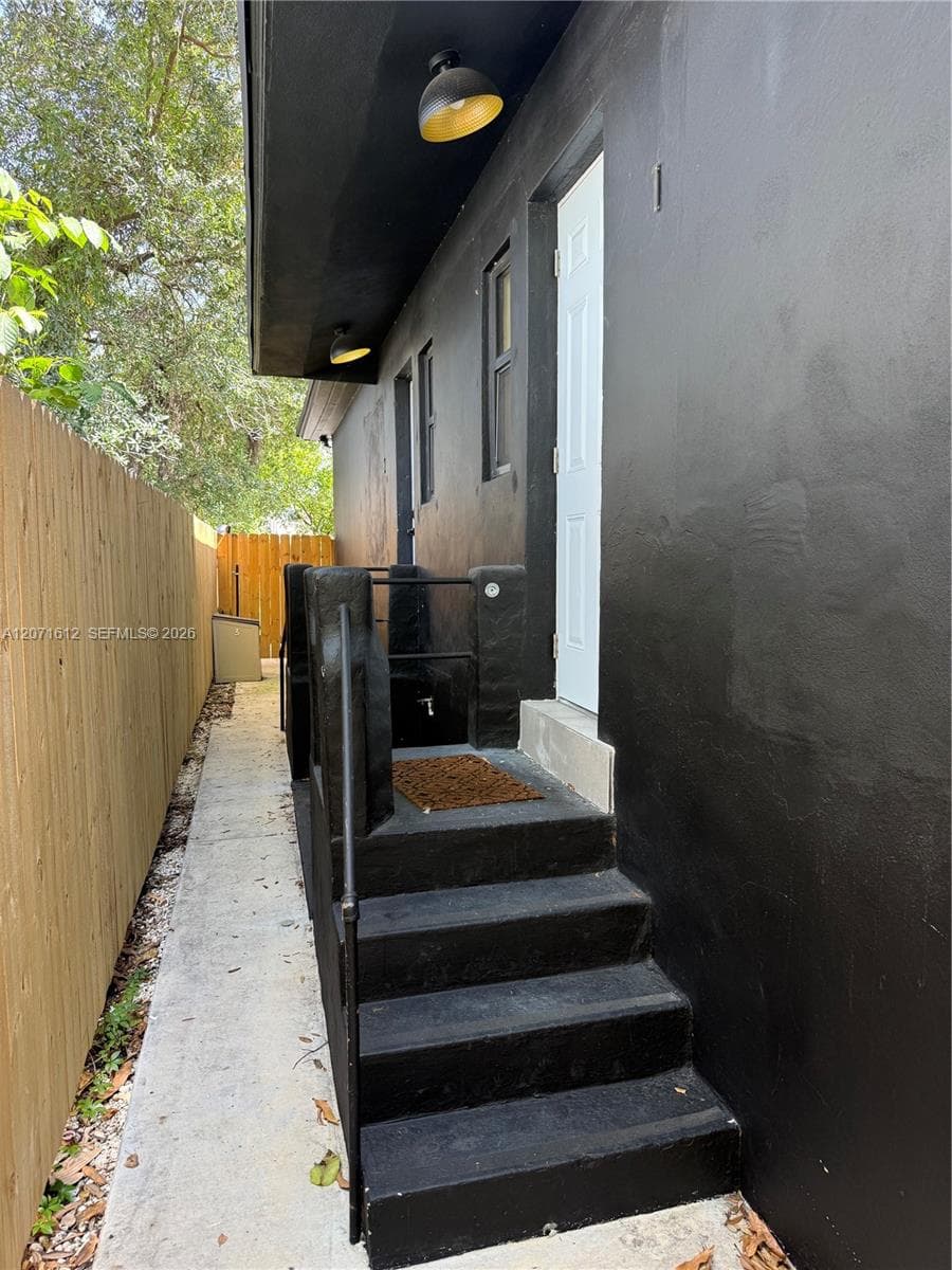 DUPONT ADDN · #1 in Miami - Photo 31