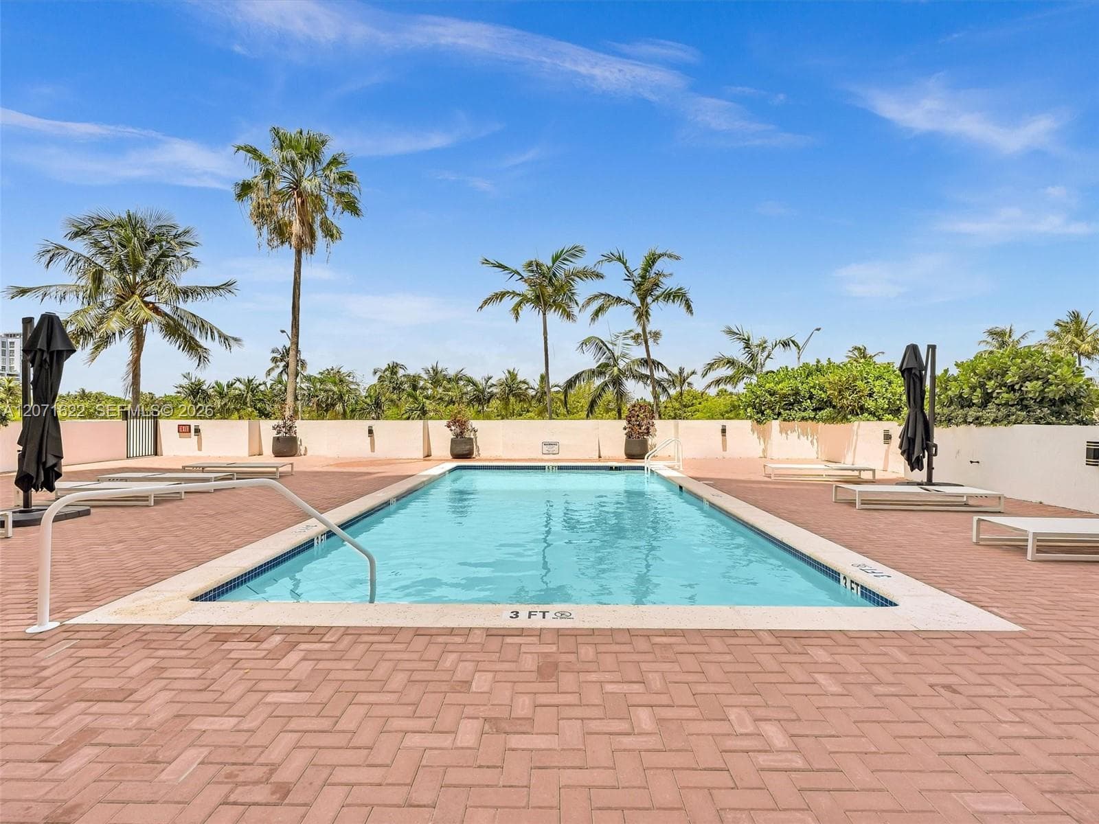 FLORIDA TOWERS CONDO · #501 in Miami Beach - Photo 42