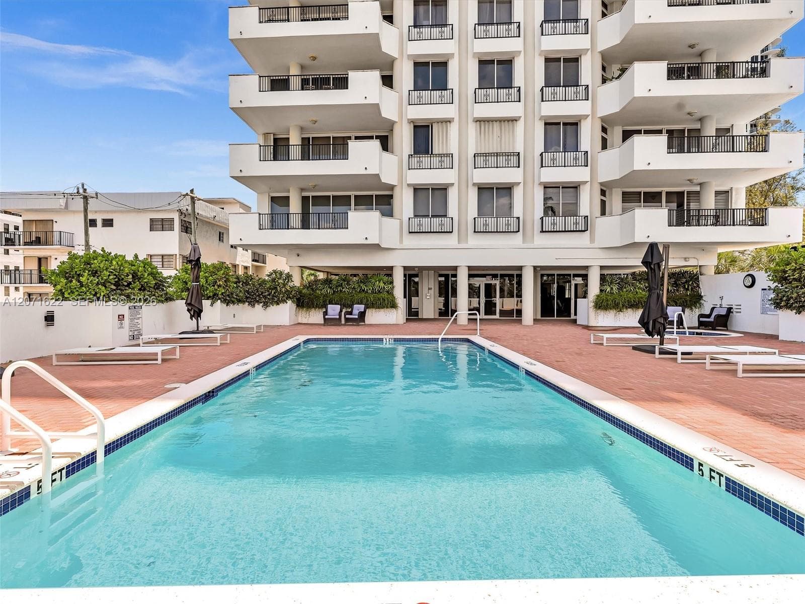 FLORIDA TOWERS CONDO · #501 in Miami Beach - Photo 43