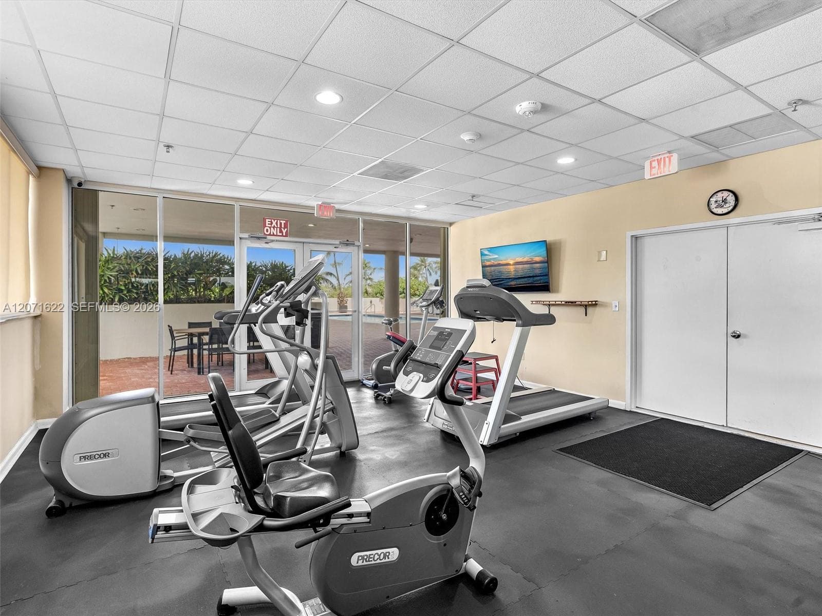 FLORIDA TOWERS CONDO · #501 in Miami Beach - Photo 41