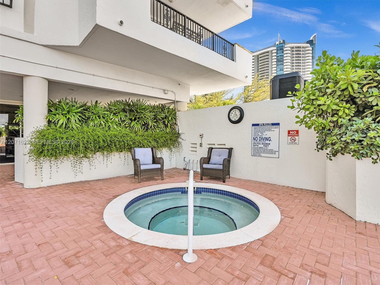 FLORIDA TOWERS CONDO · #501 in Miami Beach - Photo 44