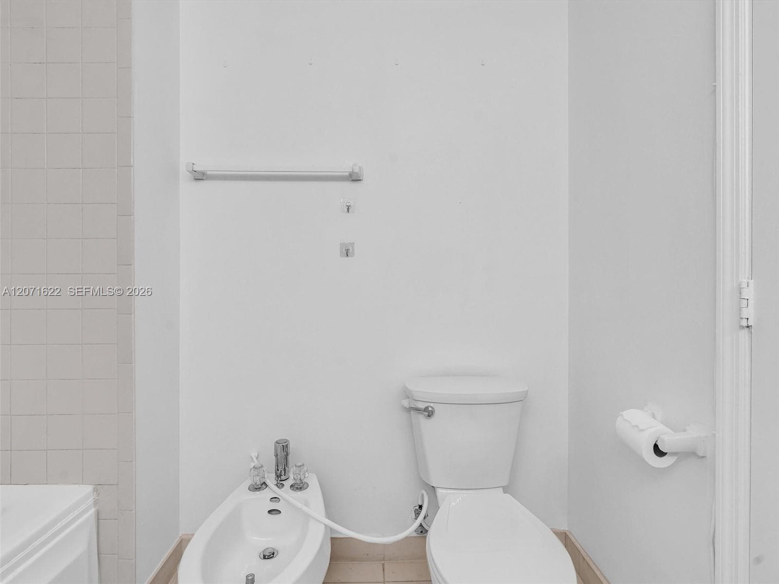 FLORIDA TOWERS CONDO · #501 in Miami Beach - Photo 29