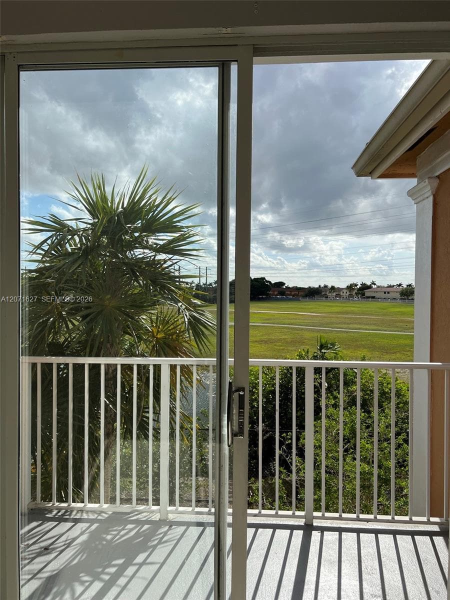 SHOMA HOMES AT COUNTRY CL · #203-4 in Hialeah - Photo 4