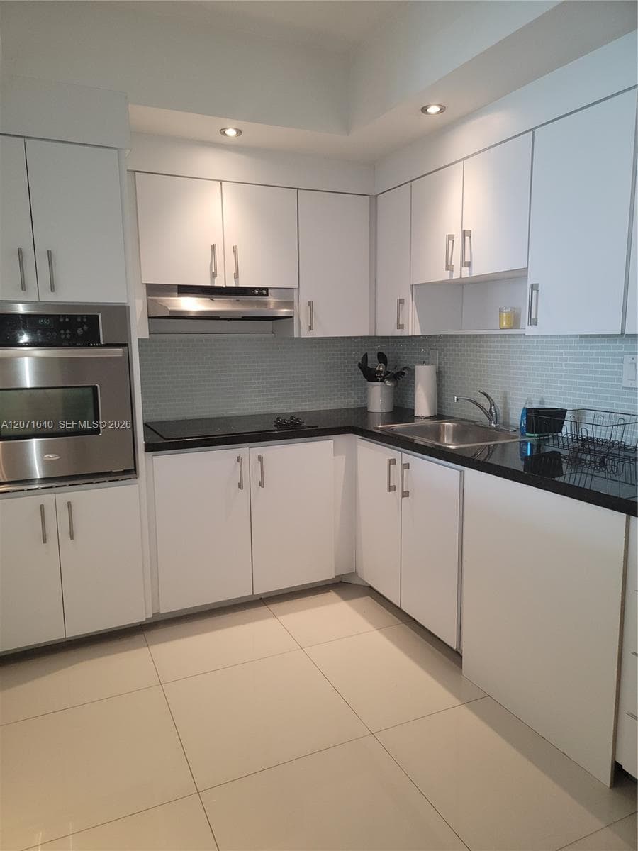 19380 Collins Ave · #Ph21 in Sunny Isles Beach - Photo 5