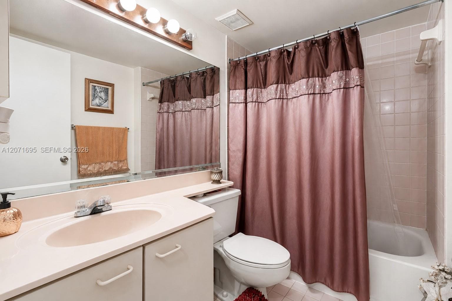 MEDITERRANEAN VILLAS · #305 in Hialeah - Photo 12