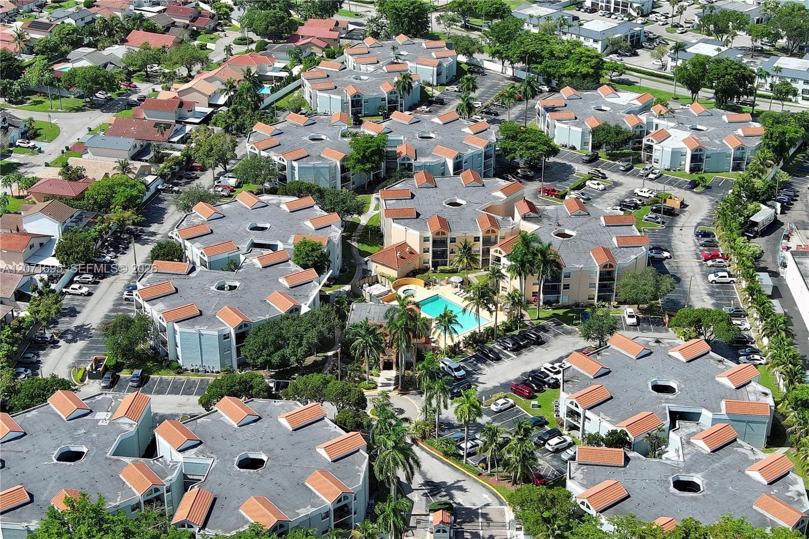 MEDITERRANEAN VILLAS · #305 in Hialeah - Photo 20