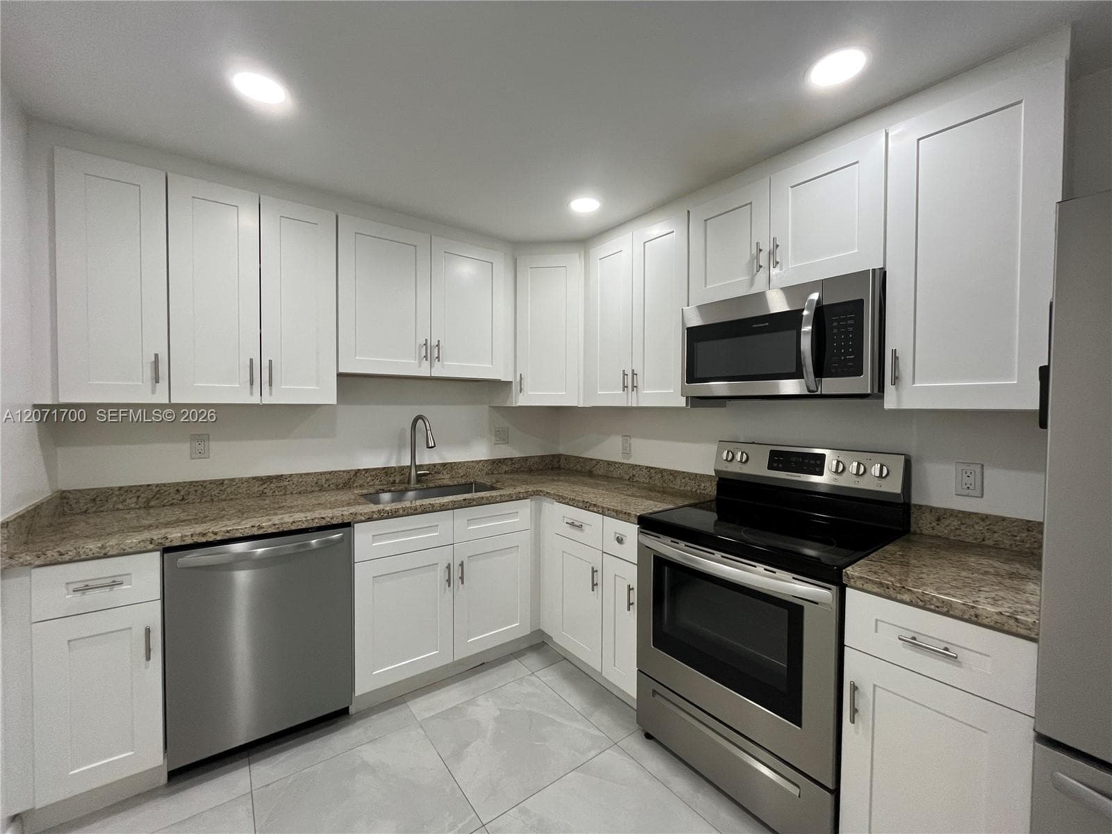 OLYMPUS CONDO PHASE · #1705 in Hallandale Beach - Photo 4