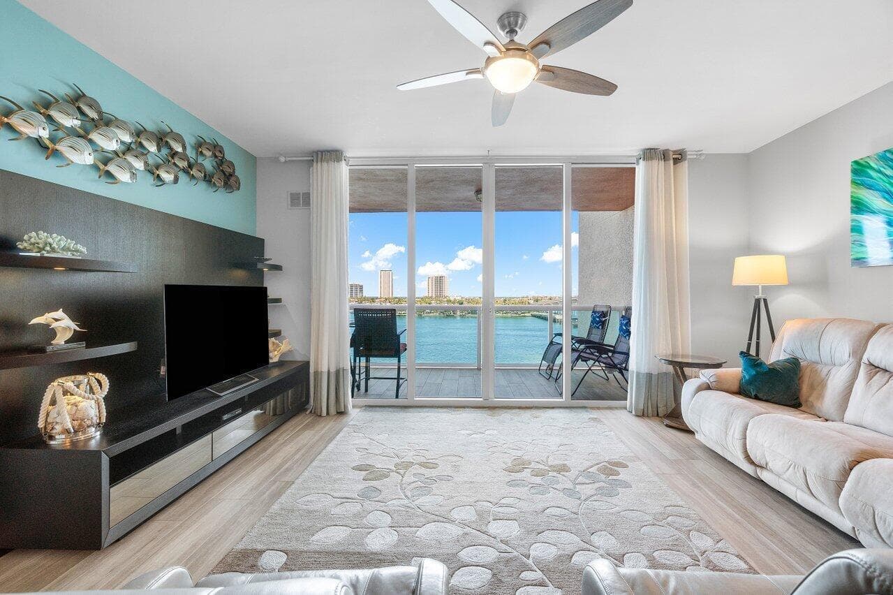 Open Living Area