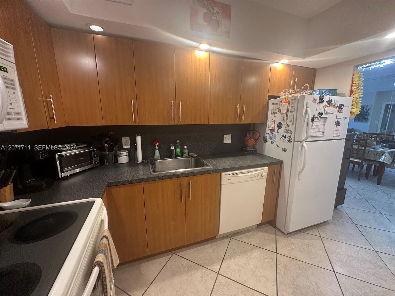 HEMISPHERES CONDO · #12B in Hallandale Beach - Photo 5