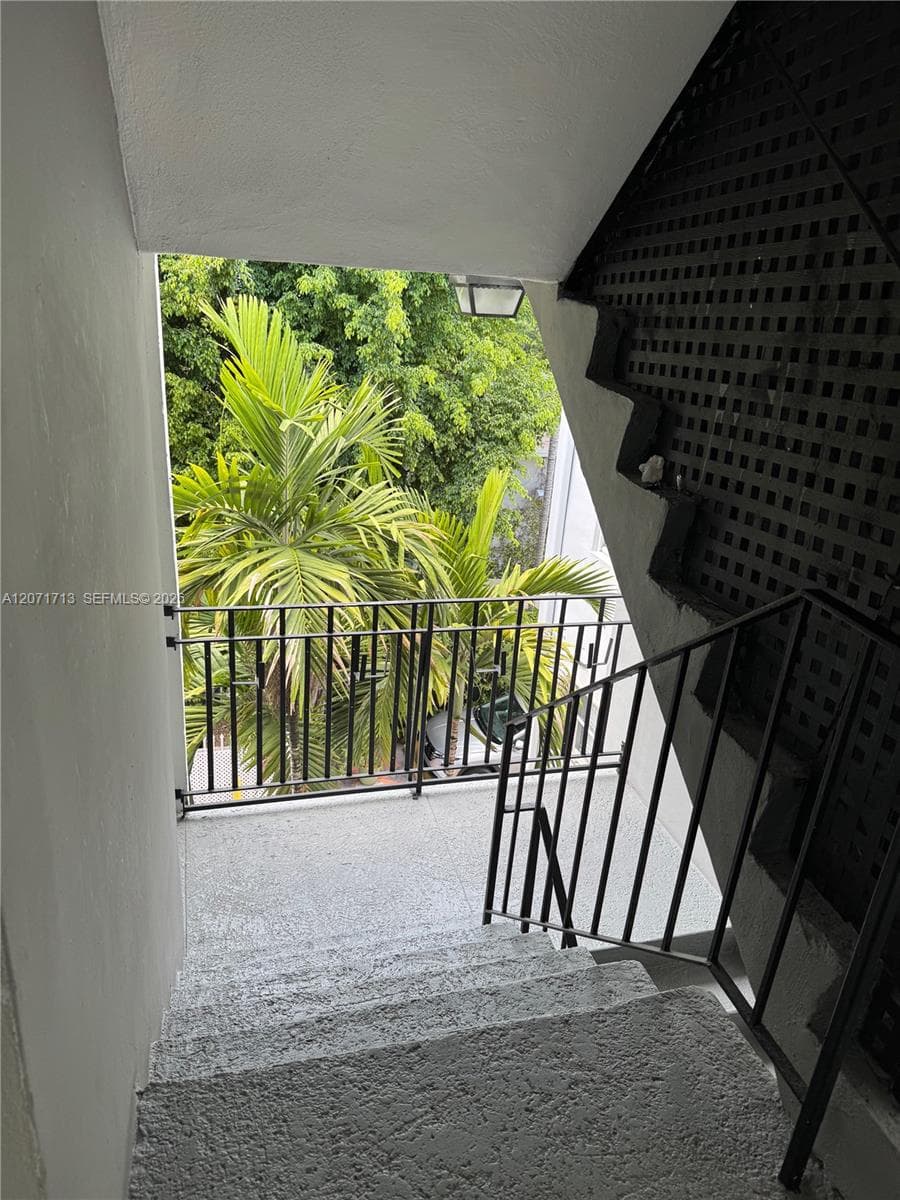 VILLA NAVARRA CONDO · #402 in Miami - Photo 22