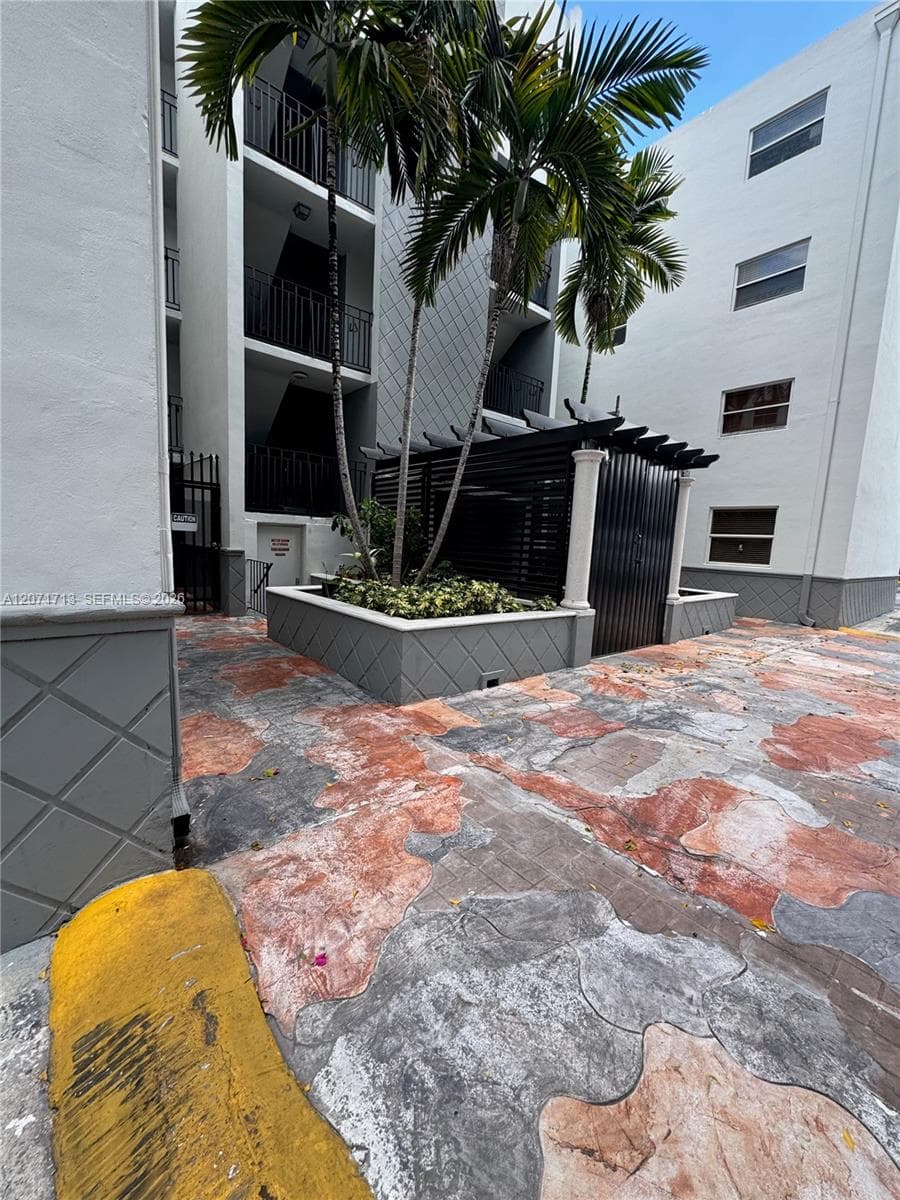 VILLA NAVARRA CONDO · #402 in Miami - Photo 25