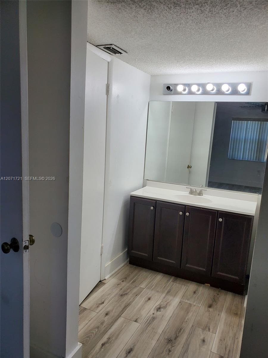 Bathroom 2 Primary
