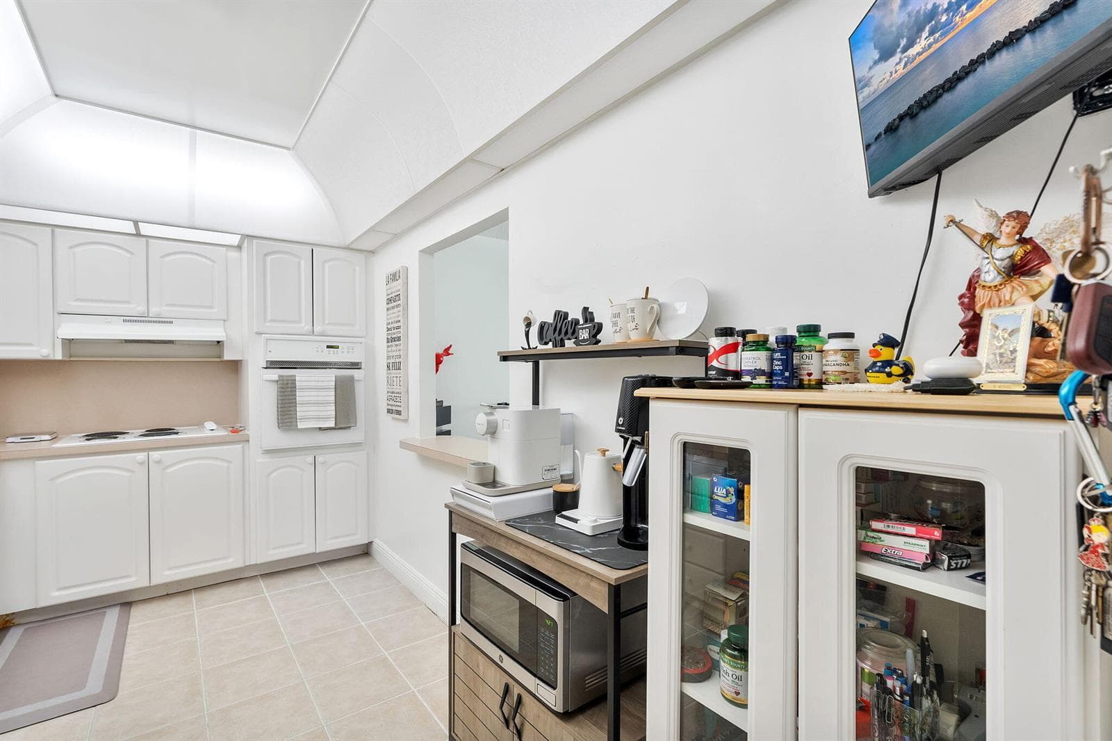 Kitchen prep nook