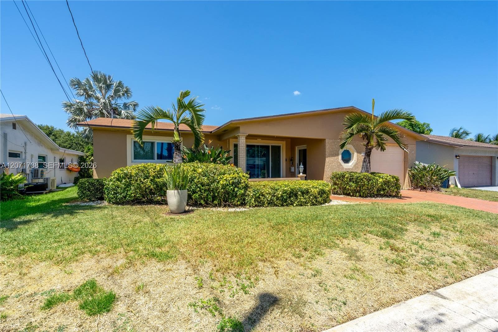 1424 Nautilus Isle photo 3