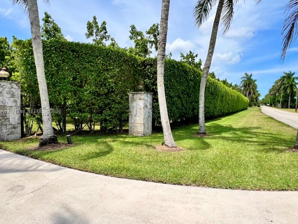 19345 SW 240th St photo 11