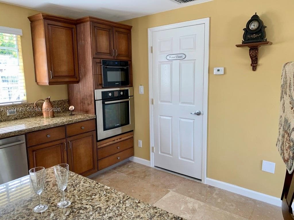 Country Kitchen